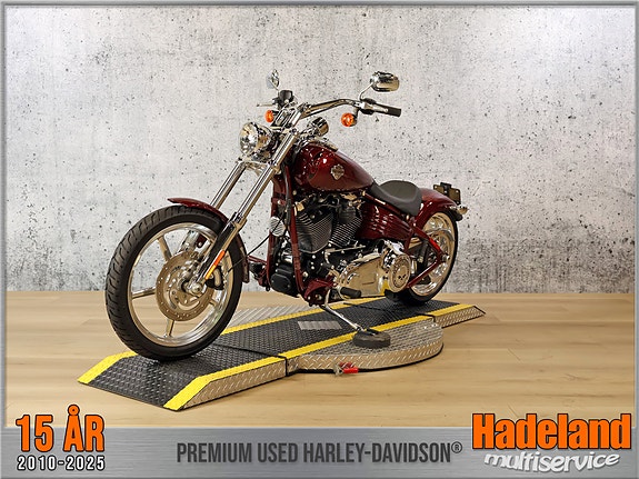 Harley-Davidson FXCWC / Rocker Custom 4 of 5
