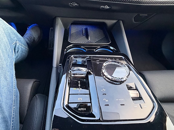 BMW i5 16 of 25