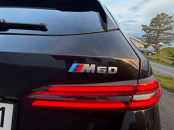 BMW i5 11 of 25