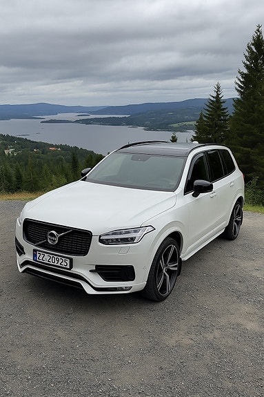 Volvo XC90 2 of 5