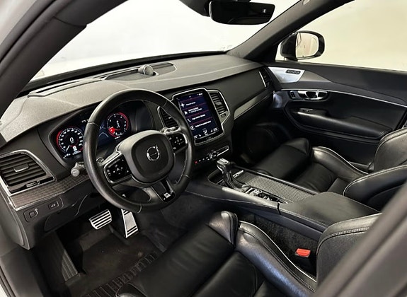 Volvo XC90 21 of 30