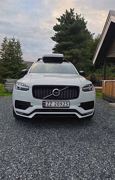 Volvo XC90 4 of 5