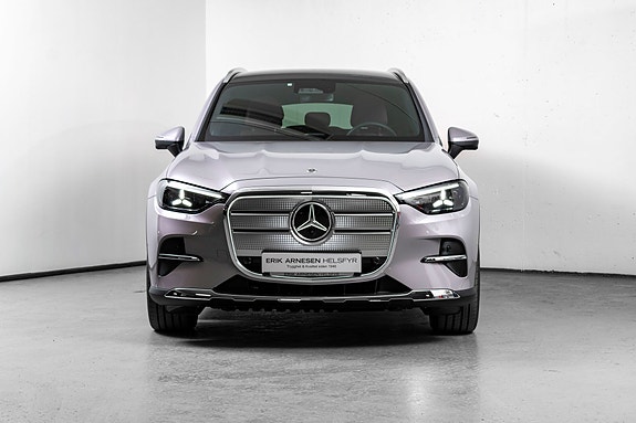 Mercedes-Benz GLC400 3 of 21