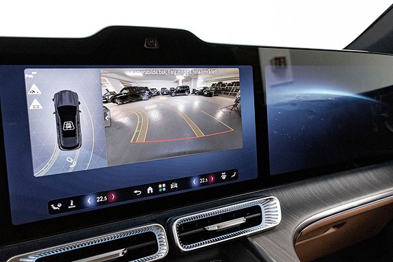 Mercedes-Benz GLC400 17 of 21