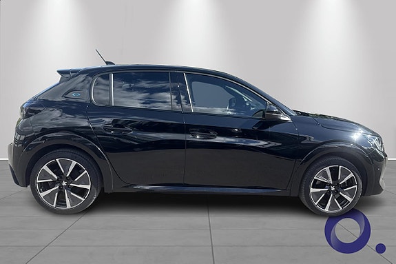 Peugeot e-208 7 of 30