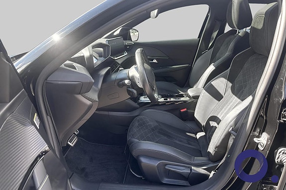 Peugeot e-208 12 of 30