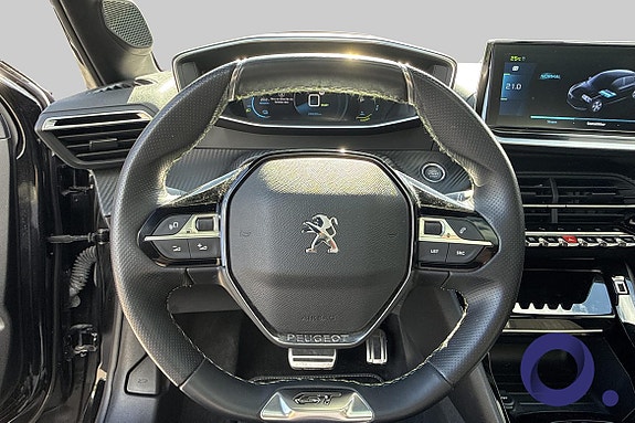 Peugeot e-208 29 of 30