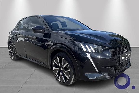 Peugeot e-208 8 of 30