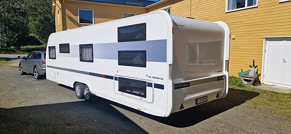 Adria Adora 753UK 3 of 22