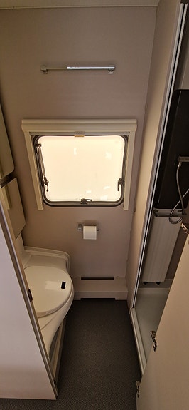 Adria Adora 753UK 18 of 22