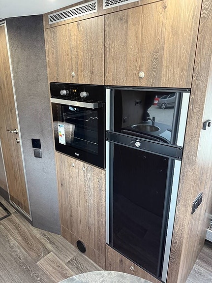 Volvo Contrast "Motorhome" 19 of 30