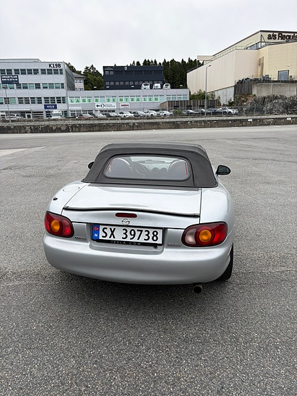 Mazda MX-5 5 of 5