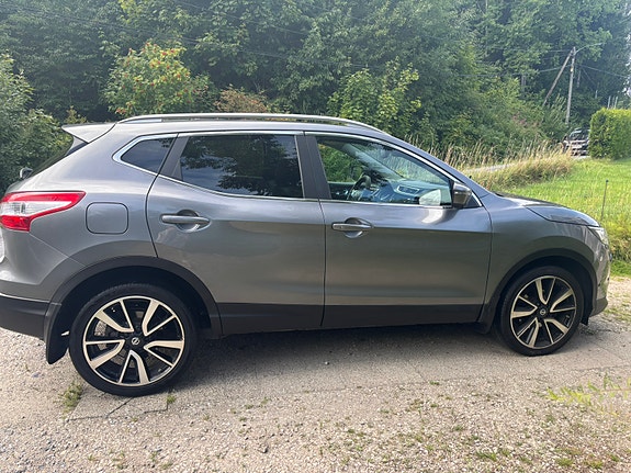 Nissan Qashqai 3 of 5