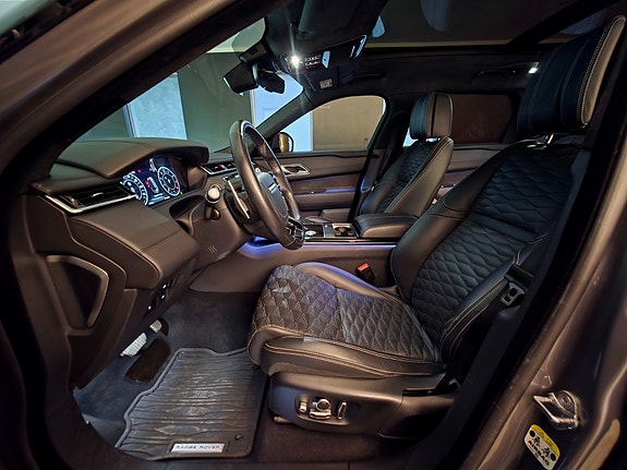 Land Rover Range Rover Velar 22 of 30