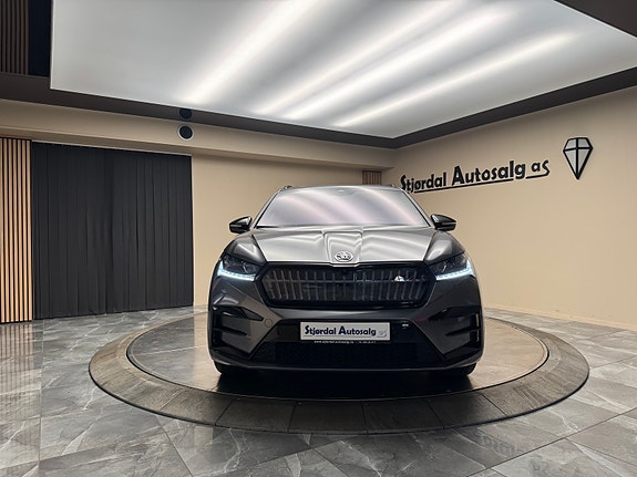 Skoda Enyaq RS 8 of 30