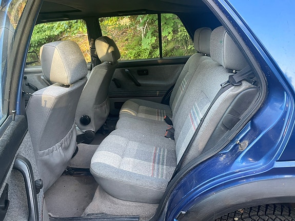 Volkswagen Golf II 8 of 13
