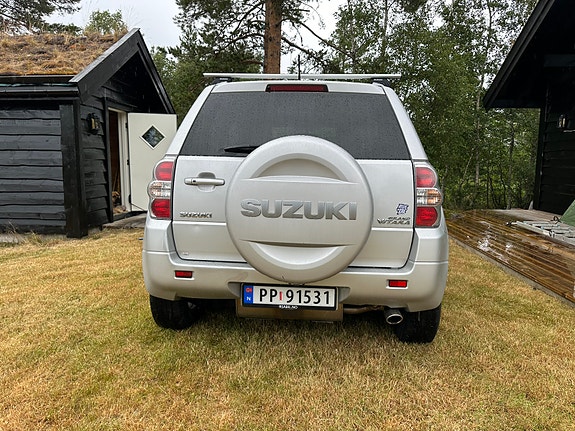 Suzuki Grand Vitara 5 of 5
