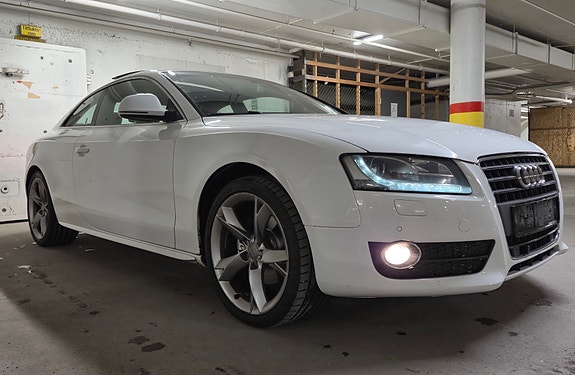 Audi A5 2 of 5