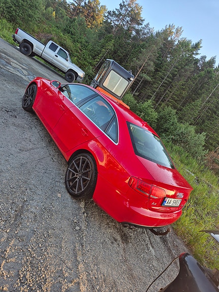 Audi A4 4 of 5