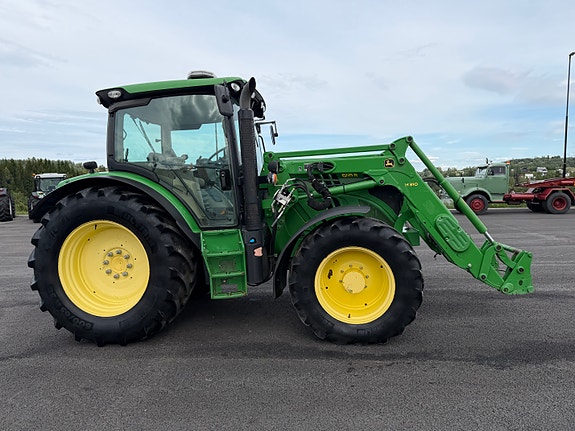 John Deere 6125 R / 50 km 24 of 30