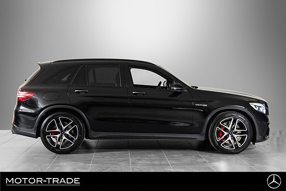 Mercedes-Benz GLC63 11 of 28