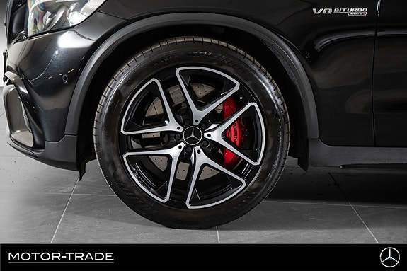 Mercedes-Benz GLC63 9 of 28