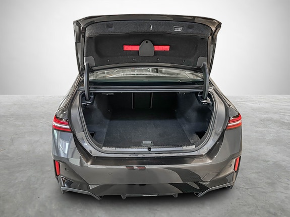 BMW i5 30 of 30