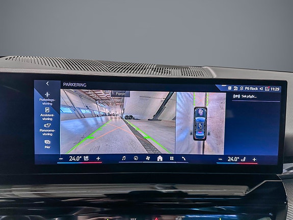 BMW i5 19 of 30