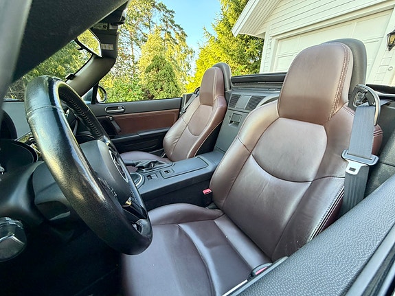 Mazda MX-5 15 of 24