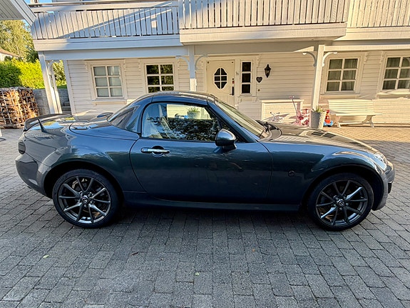 Mazda MX-5 8 of 24