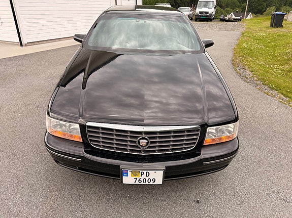 Cadillac Deville 22 of 30
