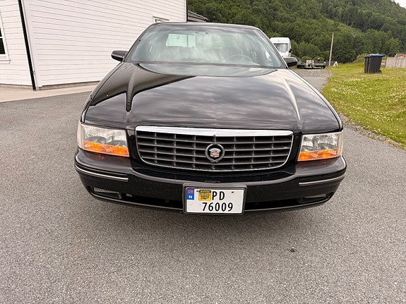 Cadillac Deville 19 of 30