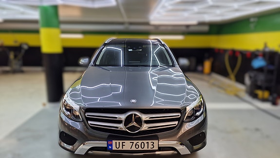 Mercedes-Benz GLC350 e 7 of 21