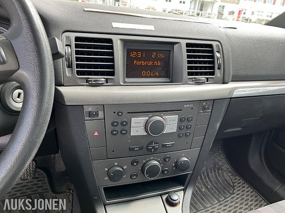 Opel Vectra 3 of 5