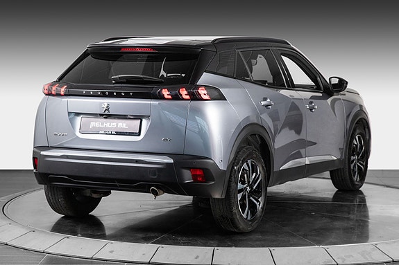Peugeot 2008 8 of 21