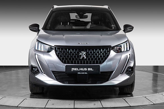 Peugeot 2008 2 of 21