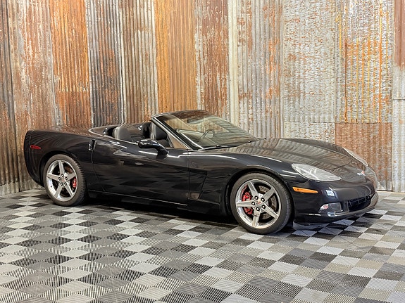 Chevrolet Corvette 3 of 30
