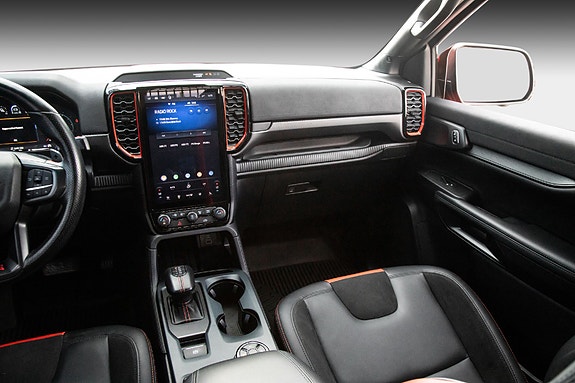 Ford Ranger Raptor 19 of 28