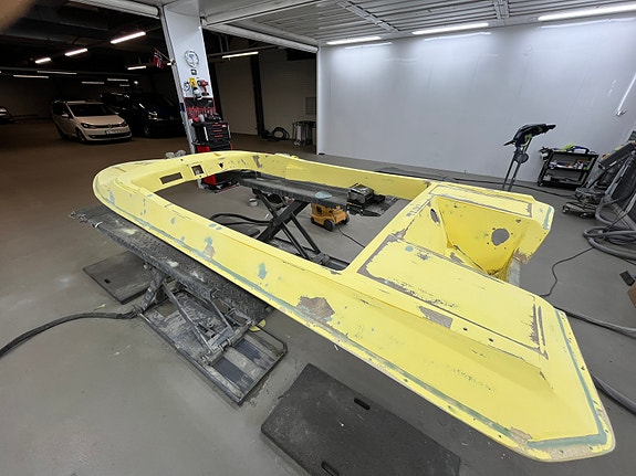 Fully restored 1982 Sunwind 14 21 of 30