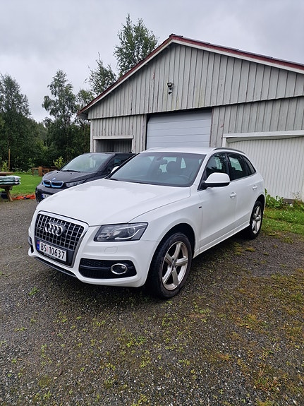 Audi Q5 2 of 10