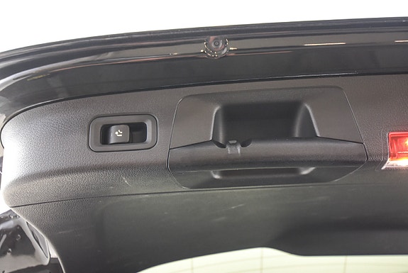 Mercedes-Benz EQA250 28 of 29