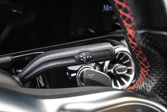 Mercedes-Benz EQA250 25 of 29