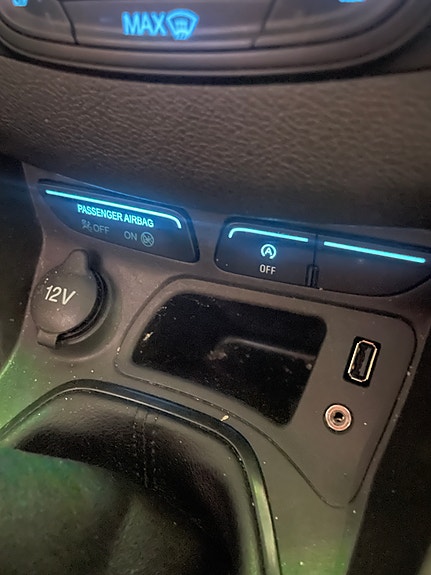 Ford Transit Courier 11 of 24
