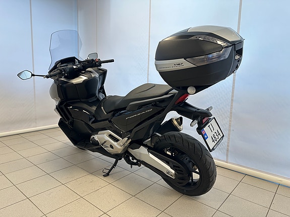 Honda Forza 750 5 of 7