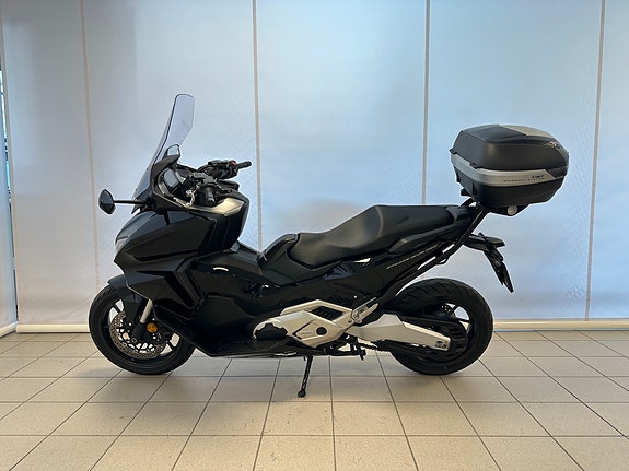 Honda Forza 750 4 of 7