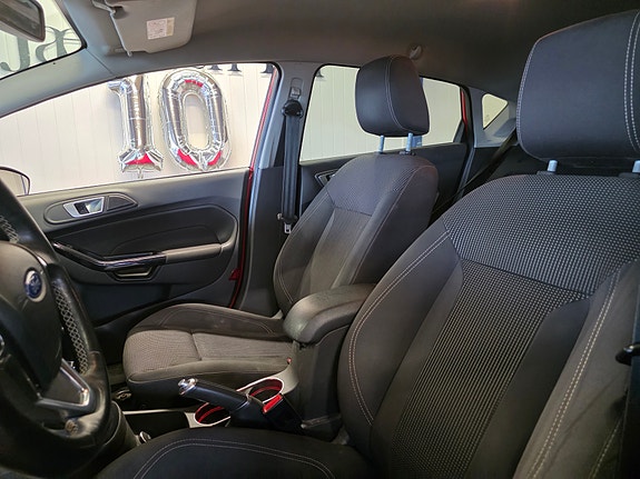 Ford Fiesta 6 of 11