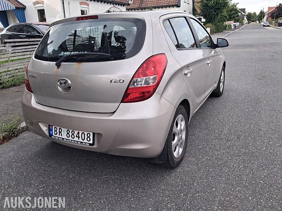 Hyundai i20 5 of 5