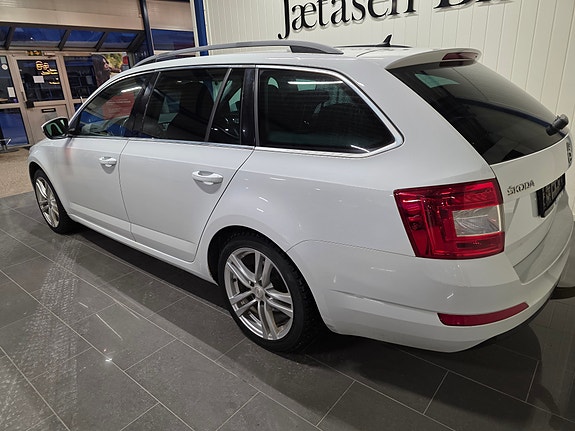 Skoda Octavia 4 of 21
