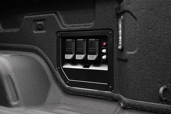 Chevrolet Silverado 26 of 30