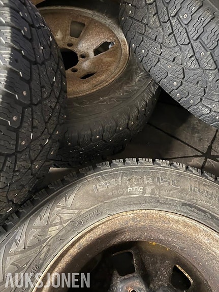 Toyota HiAce 8 of 9